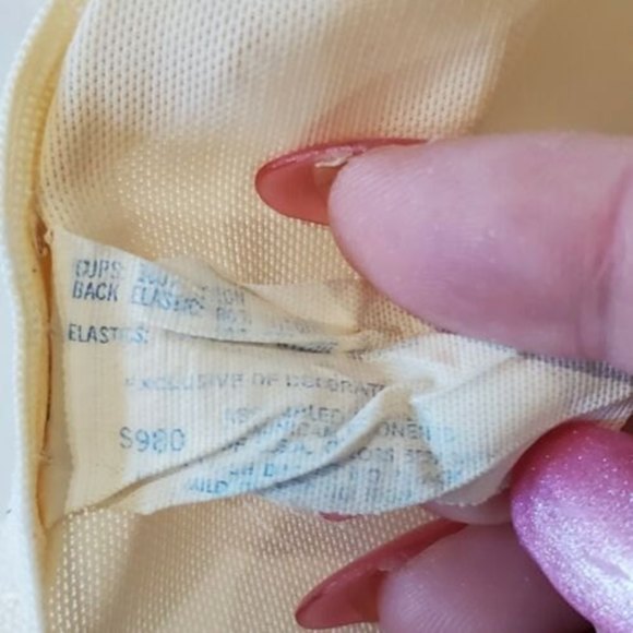 Vintage 60s Bra Beige Original Full Coverage 32D Pinup Bullet Bra Floral - Picture 9 of 9